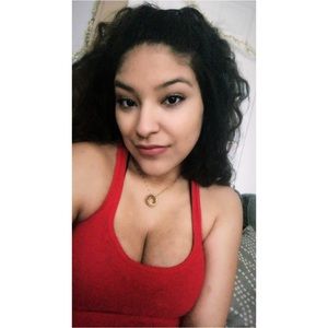 Meet your Posher, Nohelia